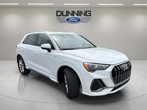 2021 Audi Q3 45 S line Premium