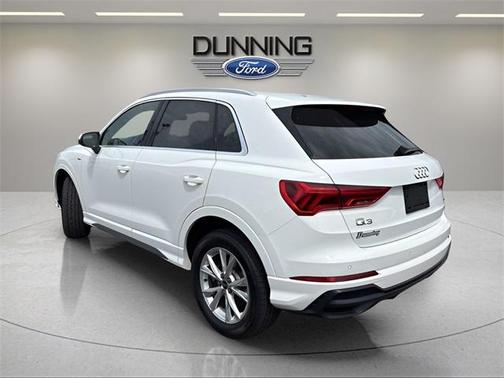 2021 Audi Q3 45 S line Premium