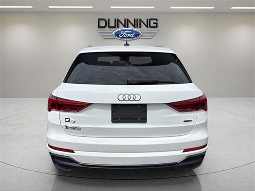 2021 Audi Q3 45 S line Premium