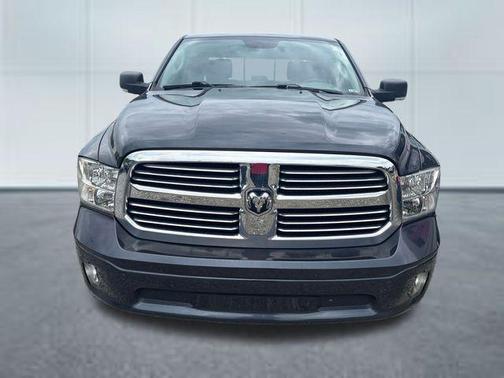 Maximum Steel Metallic Clearcoat 2018 RAM 1500 Big Horn