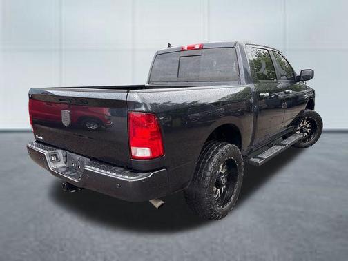 Maximum Steel Metallic Clearcoat 2018 RAM 1500 Big Horn