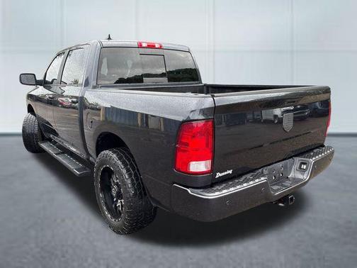 Maximum Steel Metallic Clearcoat 2018 RAM 1500 Big Horn