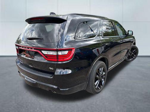 DB Black Crystal Clearcoat 2024 Dodge Durango R/T Plus AWD