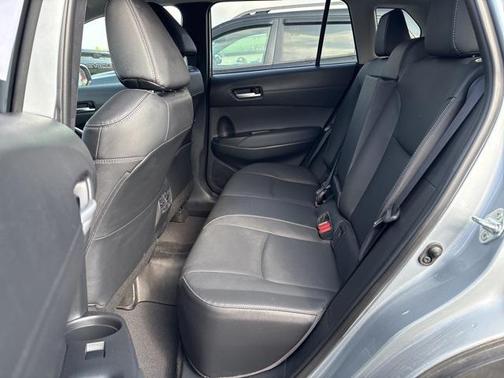 2022 Toyota Corolla Cross XLE