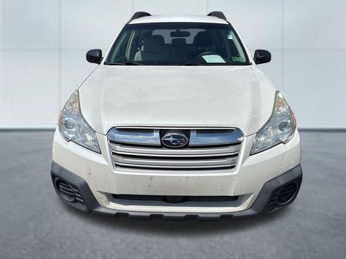 Satin White Pearl 2013 Subaru Outback 2.5i