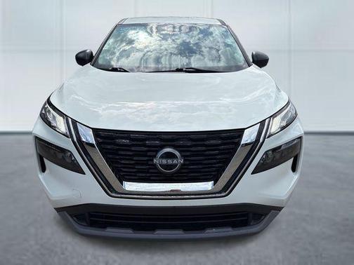 Glacier White 2023 Nissan Rogue S