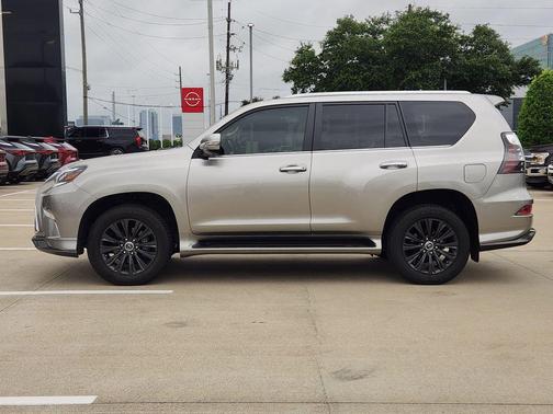 Silver 2023 Lexus GX 460 Premium