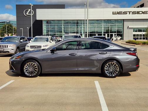 2024 Lexus ES 350 Ultra Luxury