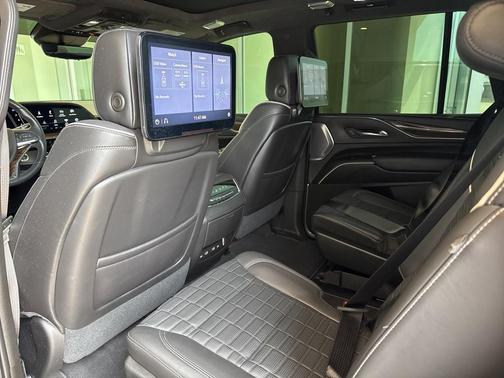 2021 Cadillac Escalade Sport Platinum