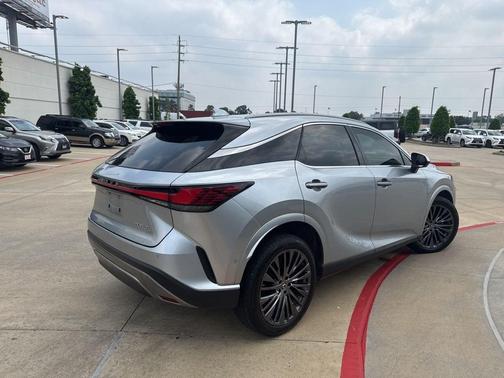 Silver 2023 Lexus RX 350 Luxury
