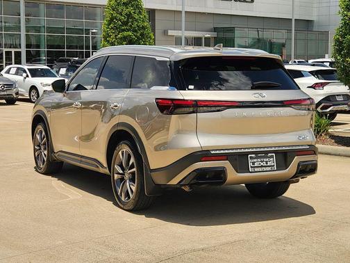 Warm Titanium 2025 INFINITI QX60 Luxe