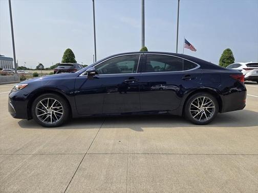 2017 Lexus ES 350 Base