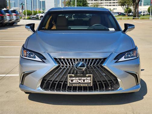 2025 Lexus ES 300h Luxury