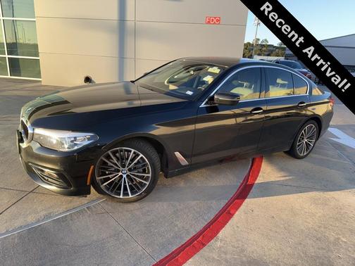 2018 BMW 530 530i
