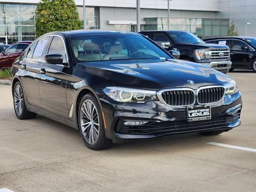 2018 BMW 530 530i