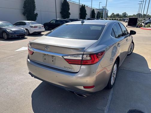 2016 Lexus ES 350 Base