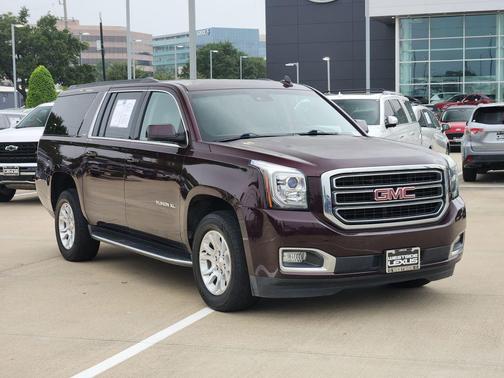 Maroon 2017 GMC Yukon XL SLT