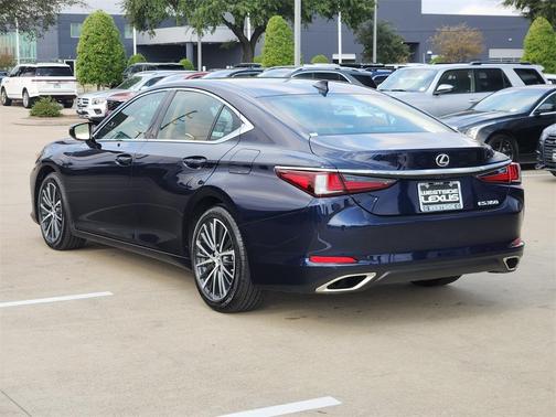 2025 Lexus ES 350 Base