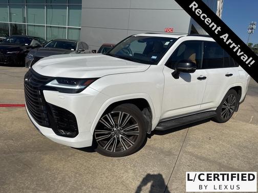 2025 Lexus LX 700h Luxury