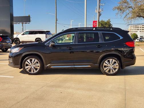 2022 Subaru Ascent Limited 8-Passenger