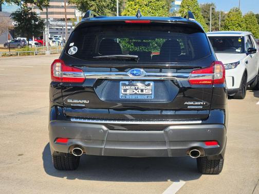 2022 Subaru Ascent Limited 8-Passenger