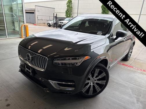 2022 Volvo XC90 T6 Inscription 7 Passenger