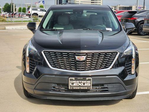 Black 2021 Cadillac XT4 Luxury