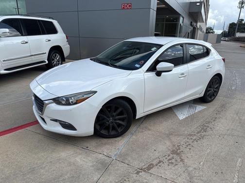 Snowflake White Pearl 2017 Mazda Mazda3 Touring