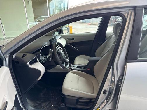 Sonic Silver 2022 Toyota Corolla Cross L