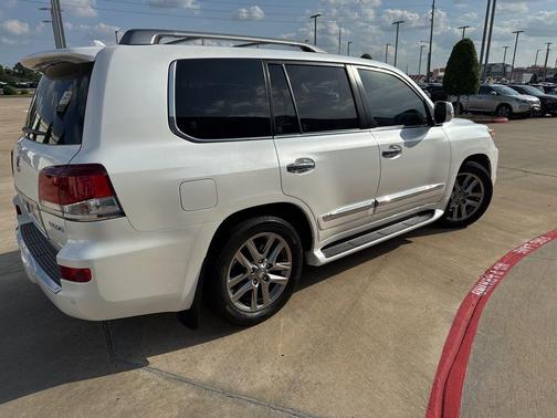 Starfire Pearl 2015 Lexus LX 570 Base