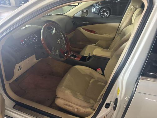 White 2011 Lexus ES 350 Base