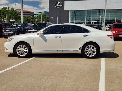 White 2011 Lexus ES 350 Base