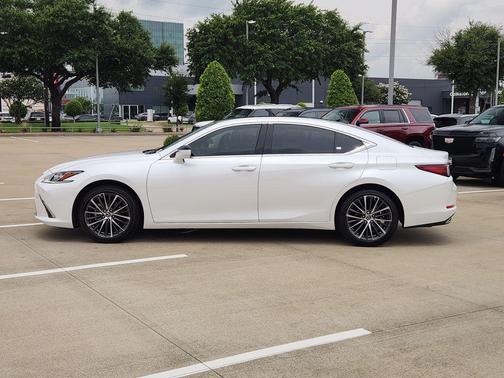 Eminent White Pearl 2025 Lexus ES 350 Premium