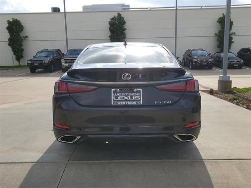 2024 Lexus ES 350 F SPORT Handling
