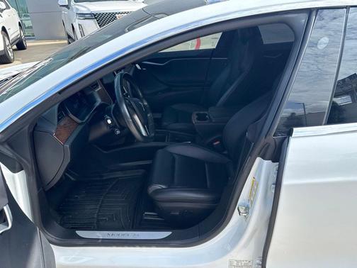 Pearl White Multi-Coat 2021 Tesla Model S Long Range