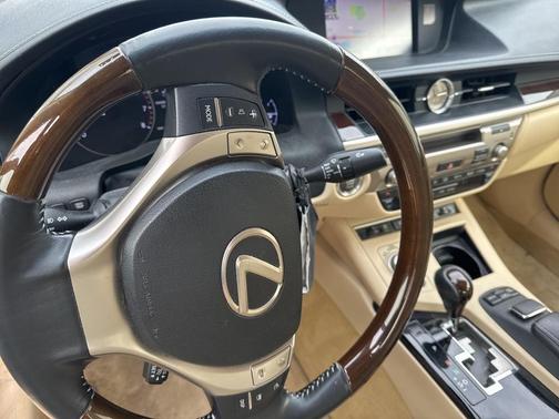 2013 Lexus ES 350 Base