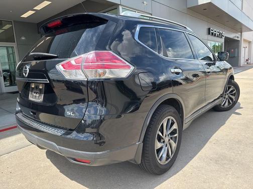 2015 Nissan Rogue SL