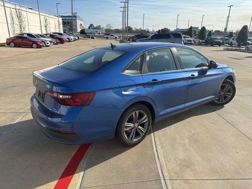 2023 Volkswagen Jetta 1.5T SE