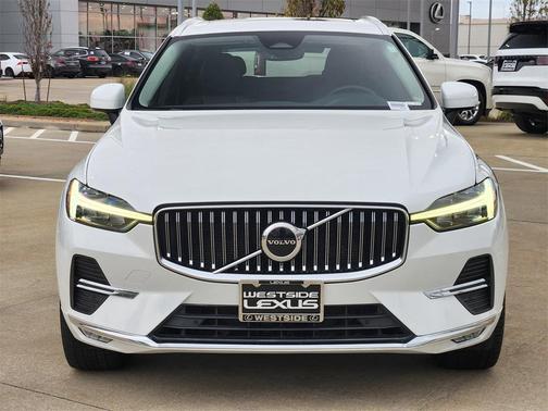 2022 Volvo XC60 B5 Inscription