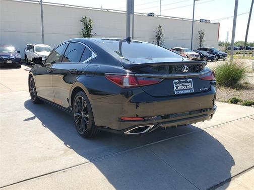 2024 Lexus ES 350 F SPORT Handling