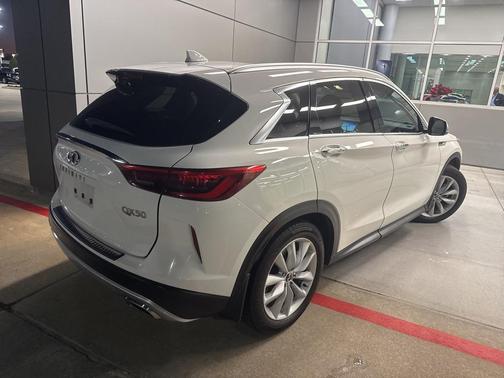 2019 INFINITI QX50 ESSENTIAL