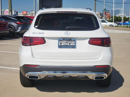 2022 Mercedes-Benz GLC 300 Base
