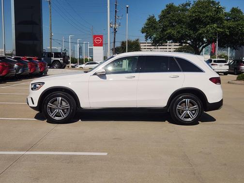 2022 Mercedes-Benz GLC 300 Base