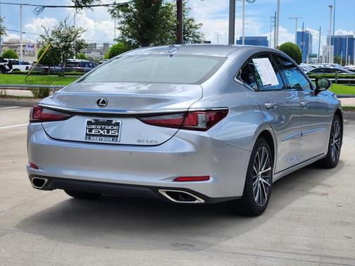 2023 Lexus ES 350 Base