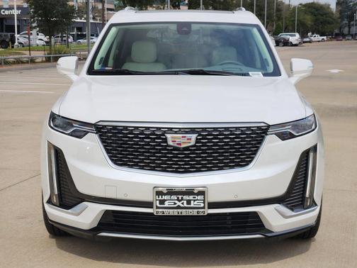 2022 Cadillac XT6 Premium Luxury FWD