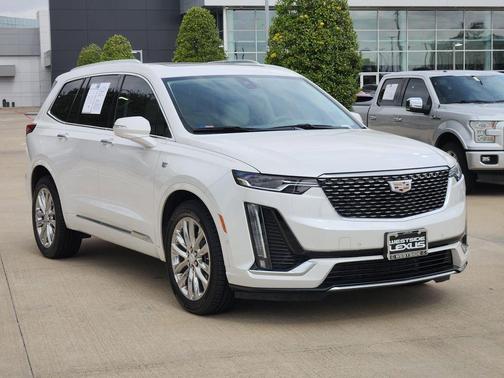 2022 Cadillac XT6 Premium Luxury FWD