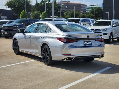 Iridium 2023 Lexus ES 350 F Sport