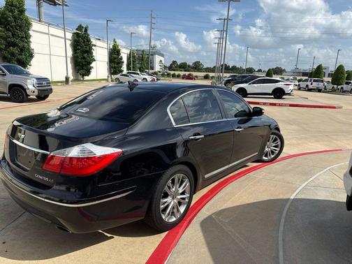 Black Noir Pearl 2010 Hyundai Genesis 4.6