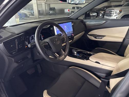 2024 Lexus NX 350h Premium