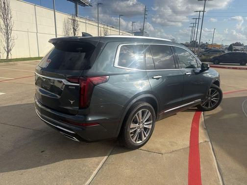 2020 Cadillac XT6 Premium Luxury FWD